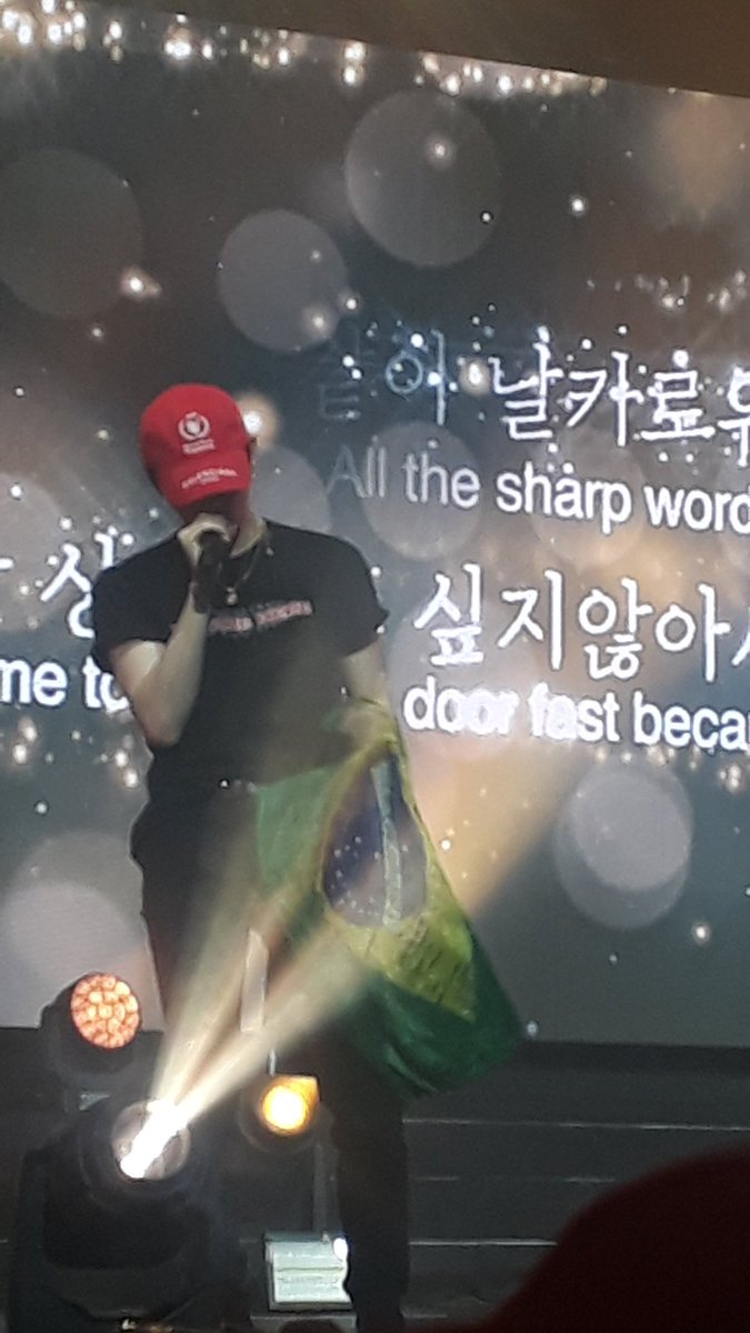 changthings's tweet photo. i saw changkyun and the boys today for the first time. im so fucking happy for this :( he's so so so so fucking beautiful https://t.co/BzItkojAx5