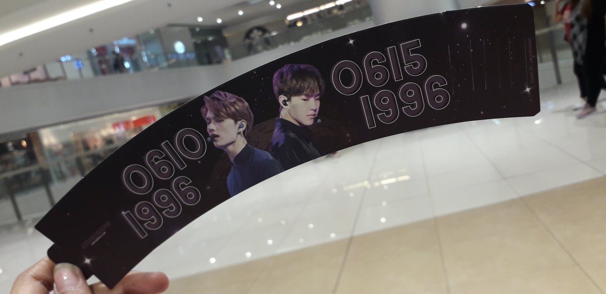 citron_chaton's tweet photo. 2nd cupsleeve for the day:
Thank you, @mansehao!
#StarsInJune https://t.co/b06P29yG2J