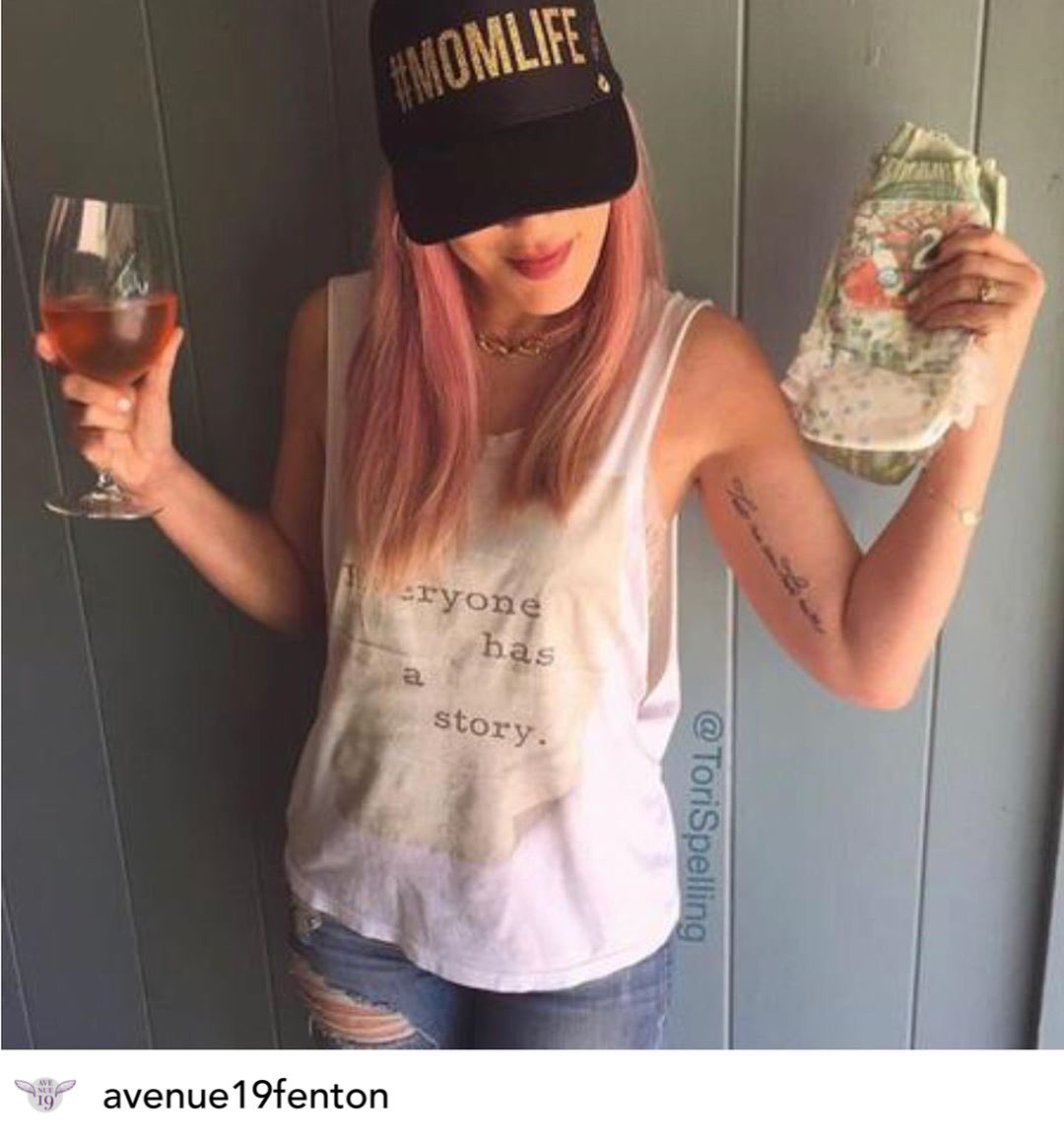 Avenue19F's tweet image. Not your basic beach at avenue19 Fenton.  And look who else is wearing ?  The OCHousewives and Tori Spelling !
#avenue19 #avenue19fenton #basicbeach #beach #beaches #BeachPlease #beachstyle #vickigunvalson #tamarajudge #torispelling #shannonbeador #housewives #mothertrucker #hot