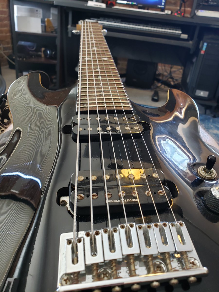 HFulburne's tweet photo. RT @UnlockAudio: Might be my favorite toy here. 7-strings of awesome. 🎸🎼🌟 #guitar #sounddesign #composer #ost #soundtrack #indiedev #gamedev #gameaudio #music https://t.co/3HMpXEWzdB