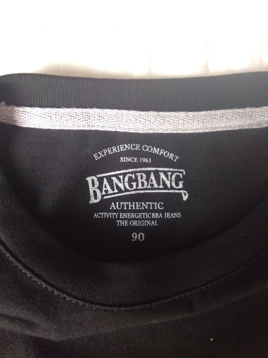 rrrrubiki's tweet photo. เสื้อBangbang ซื้อมาใส่ครั้งเดียวค่ะ Freesize 300฿ *แบรนด์เกาหลีแท้ค่ะ*
ค่าส่ง30/50 งับ 🇰🇷🍑  #ส่งต่อเสื้อผ้ามือสอง #เสื้อผ้ามือสอง #ส่งต่อเสื้อผ้า  #เสื้อผ้ามือสองสภาพดี #ส่งต่อคสอมือ2 #ส่งต่อคสอ https://t.co/lJF2vM462C