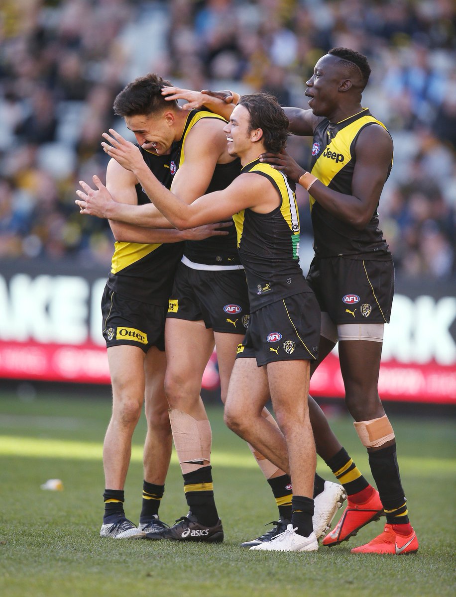 Superfooty Afl On Twitter Tigers Win Richmond 15 11 101 Def Port Adelaide 9 9 63 Dimma S Men Going Beautifully Edging Closer To The Top 4 Scores Stats And Latest Supercoach Here Https T Co X4c3xmimtv Afltigerspower