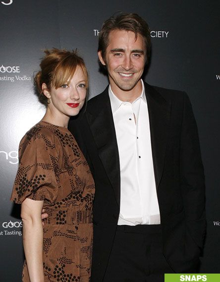    Happy birthday to Judy Greer, have a great day  