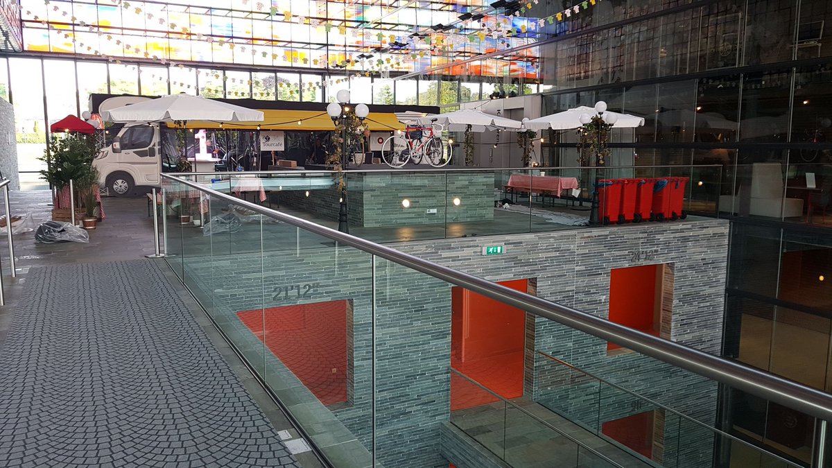 Vandaag is de dag waarvan je nooit had gedacht dat hij zou komen.
Vanaf 14 uur is het <a href="/NPORadio1/">NPO Radio 1</a> Tourcafe open @BeeldenGeluid in Hilversum. Live kijken naar Radio Tour de France en de etappe van vandaag. Toegang is gratis. RT = aardig 😀