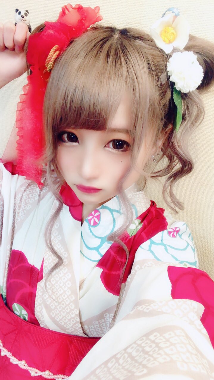 Sera Particle 1部お疲れ様でした 今日はツインお団子 めっちゃ可愛い髪型にして貰いました 浴衣でのライブ今年初だし女の子だけのlive久々だからめっちゃ緊張したけど楽しかったです 1部セトリ ゴーストルール おじゃま虫 夏色