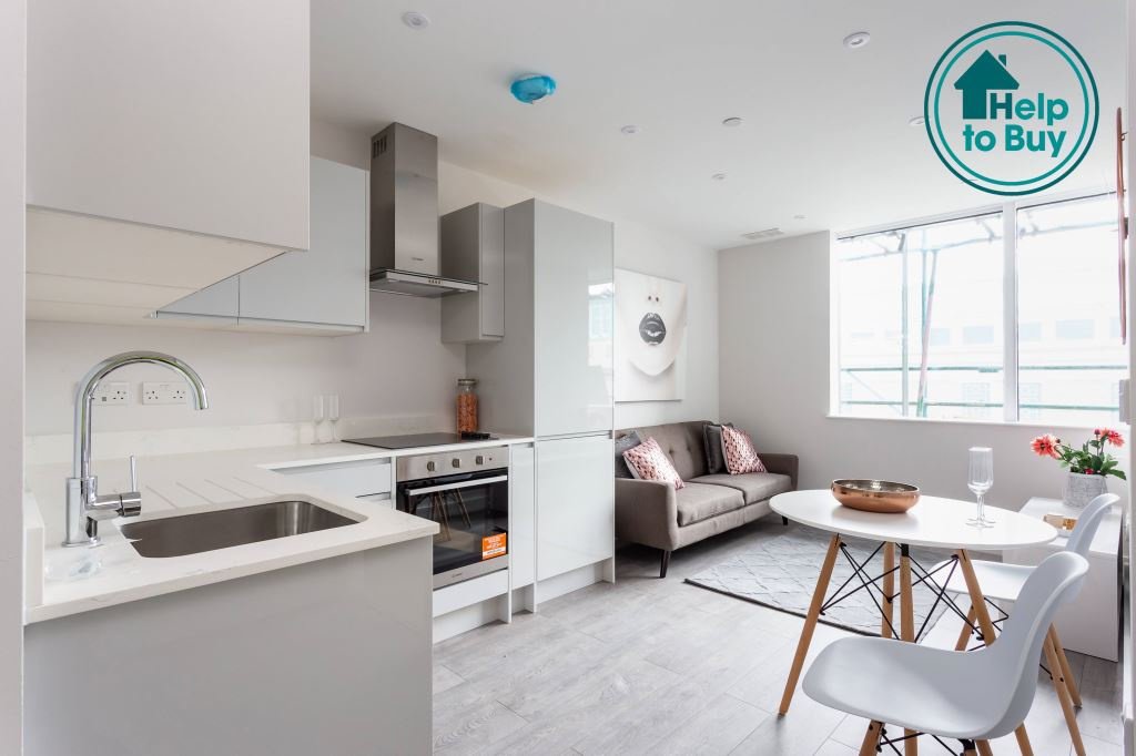 Preston_Bennett's tweet photo. Located in #Harrow Town Centre, Queens House offers a selection of #contemporary studio, 1 and 2 bedroom apartments. Contact us today to book your appointment to view the new show apartment. Prices from £250k. #HelpToBuy available. https://t.co/YuPaL9jdqQ https://t.co/RjLbGCmFHS