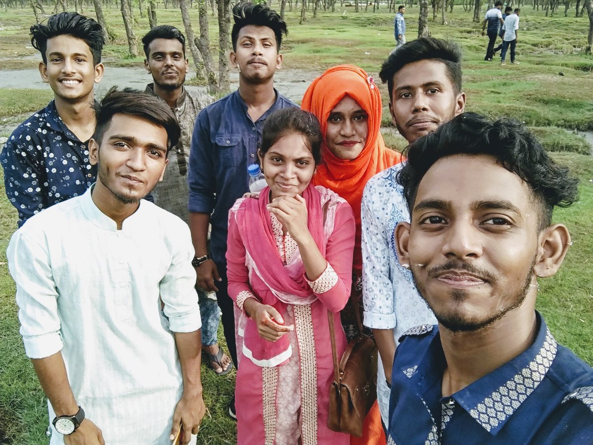 Sabbir8888's tweet photo. #birthdayboy #Nurul_Ahmed_Tuhin 
#So_Funny_Time https://t.co/TndL3eUQjt