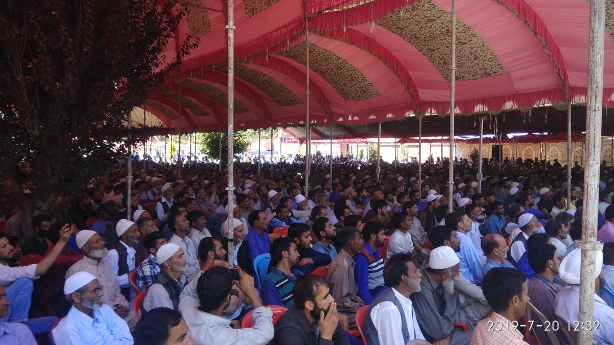 Listendanish's tweet photo. Party President Dr Farooq Abdullah addressing a party convention at Handwara today. GS Ali Mohammad Sagar, PP Nasir Aslam Wani, Chaudhary M Ramzaan, M Akbar Lone, party functionaries also present. #JKNC #OnlyHal #HalhiHalHai
https://t.co/FrvJUFWwh5
@OmarAbdullah @JKNC_ https://t.co/kjsfbeKFWP