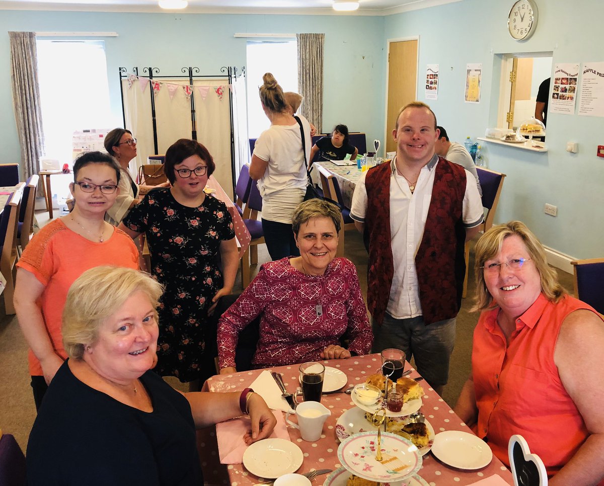 Always a great way to end the week having lots of fun in our Tea Room with lots of lovely customers @LindaLindylou84 💃🕺 #bigupharlow #tearoomwithadifference #Employment #Training #inclusion #acceptance #gainingindependence #happiness #fun #friendship