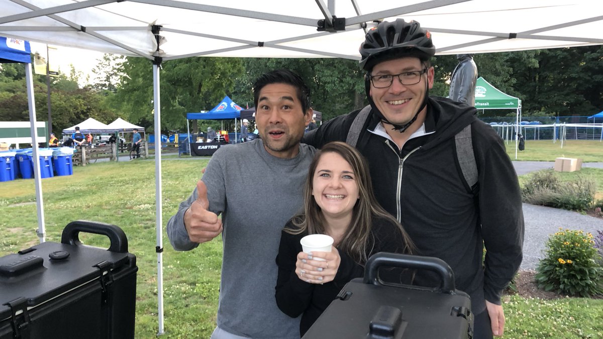 ValleyGranFondo's tweet photo. Overheard at the start line: “Oh there IS coffee!”

OF COURSE there’s coffee! ☕️ 

Come and see our friends at @RepublicaCR for your pre-ride fix. https://t.co/usP1Axrgp5
