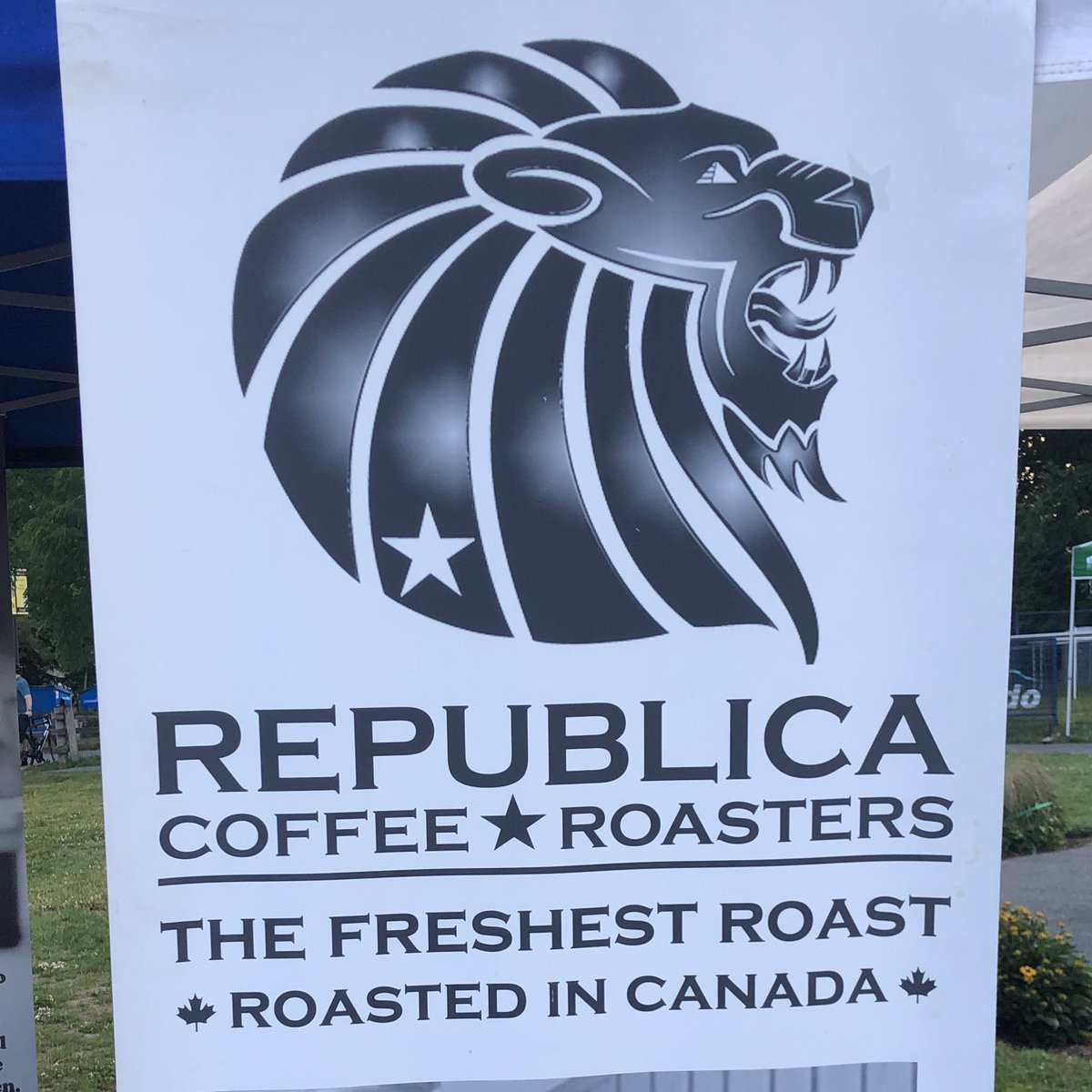 ValleyGranFondo's tweet photo. Overheard at the start line: “Oh there IS coffee!”

OF COURSE there’s coffee! ☕️ 

Come and see our friends at @RepublicaCR for your pre-ride fix. https://t.co/usP1Axrgp5