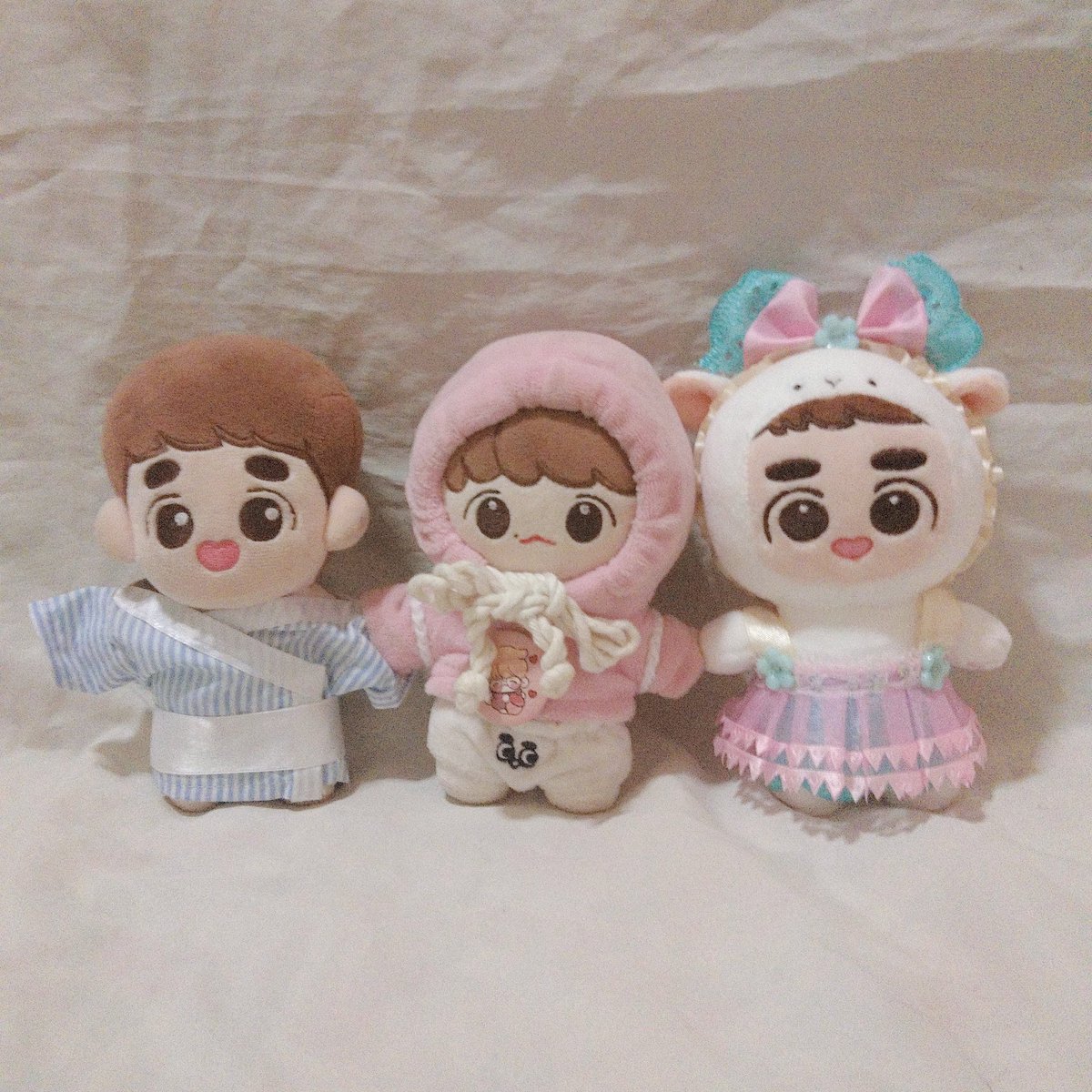 dyotarotwt's tweet photo. the gang just got new clothes &amp; accessories, thanks to the wonderful creativity of @ParkClothesLine! Peep their new collection ✨#haddu #kyoongkyoongee #bbolamb https://t.co/sowDoFOttw