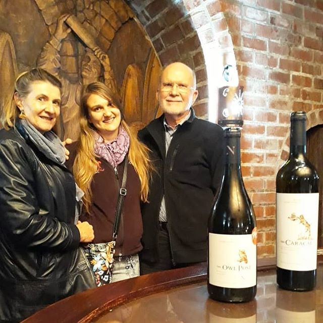 NeethlingshofW's tweet photo. ๐Our Father's Day competition winner, Danielle van Wyk, enjoying her private Barrel Tasting - always a great experience!
๐ท๐ท๐ท
#privatecellar
#barrelcellar
#privatewinetasting
#visitneethlingshof
#competitionwinner
#winetime
#winenot
#gooddrinking
#winโฆ https://t.co/LLIsBrTxzV https://t.co/TZboqXJumA