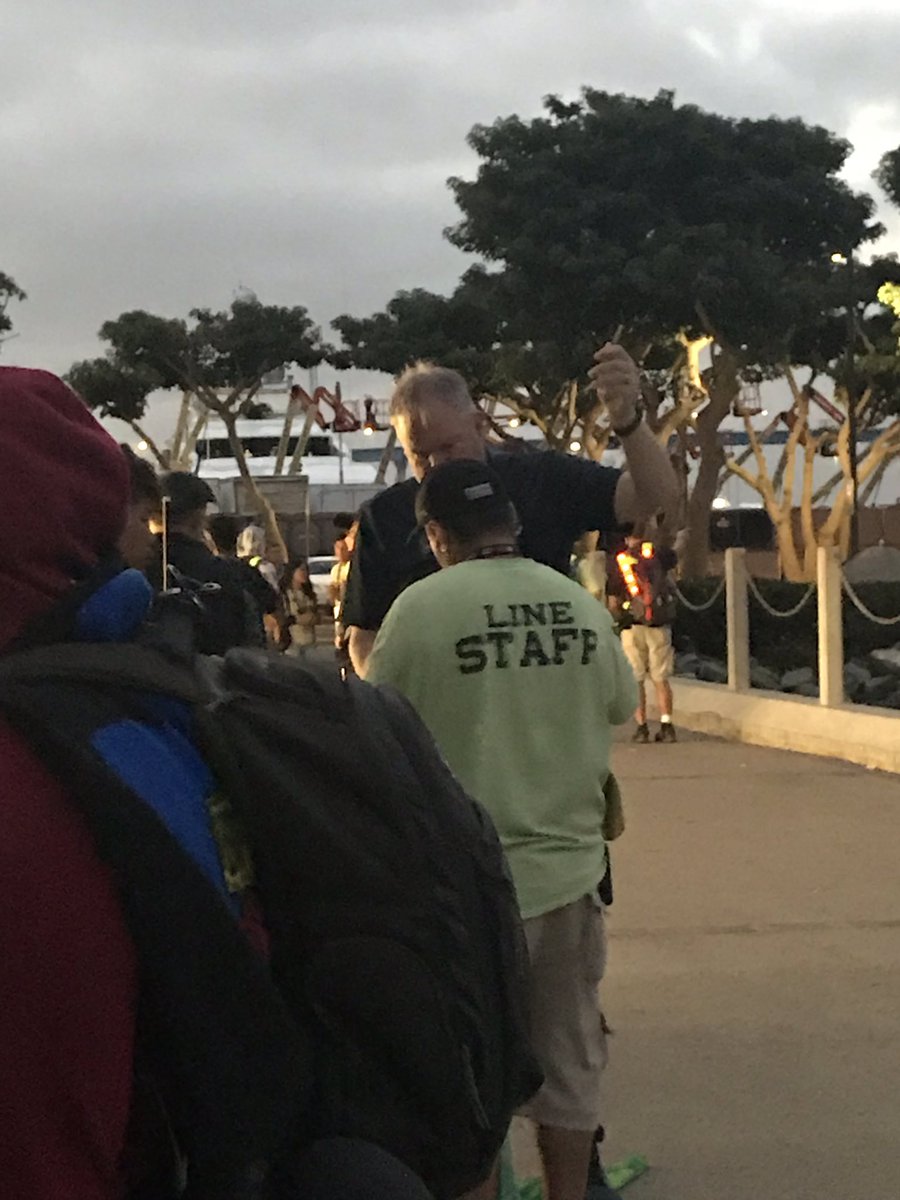 andrea santos tweet media