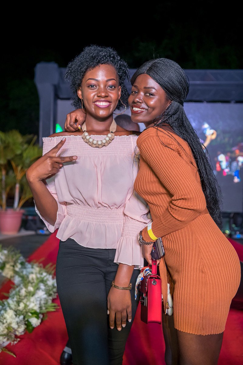 JustineNswemu1's tweet photo. Blood is thicker than water β€οΈβ€οΈ
Letβs keep voting and donβt forget to get your grand finale tickets ππ»ππ»ππ»#missuganda #misspulse #mtnpulse #talentnight #missworld https://t.co/cwi6SRk3xd