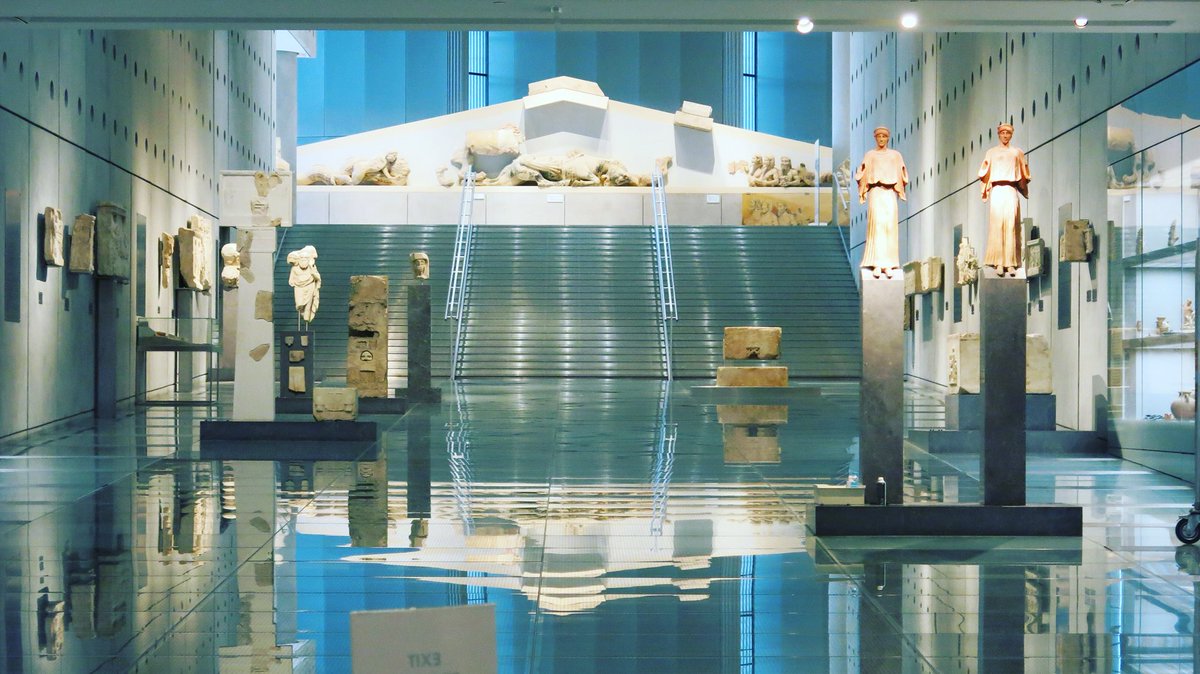 VardasGeorge's tweet photo. Without the #Parthenon Sculptures the Parthenon is unable to symbolise completely its unique cultural heritage, according to the #Greek President whilst honouring the head of the #Acropolis Museum Prof #Pandermalis https://t.co/M1KZapjkeM https://t.co/z5Ny2BOvhW