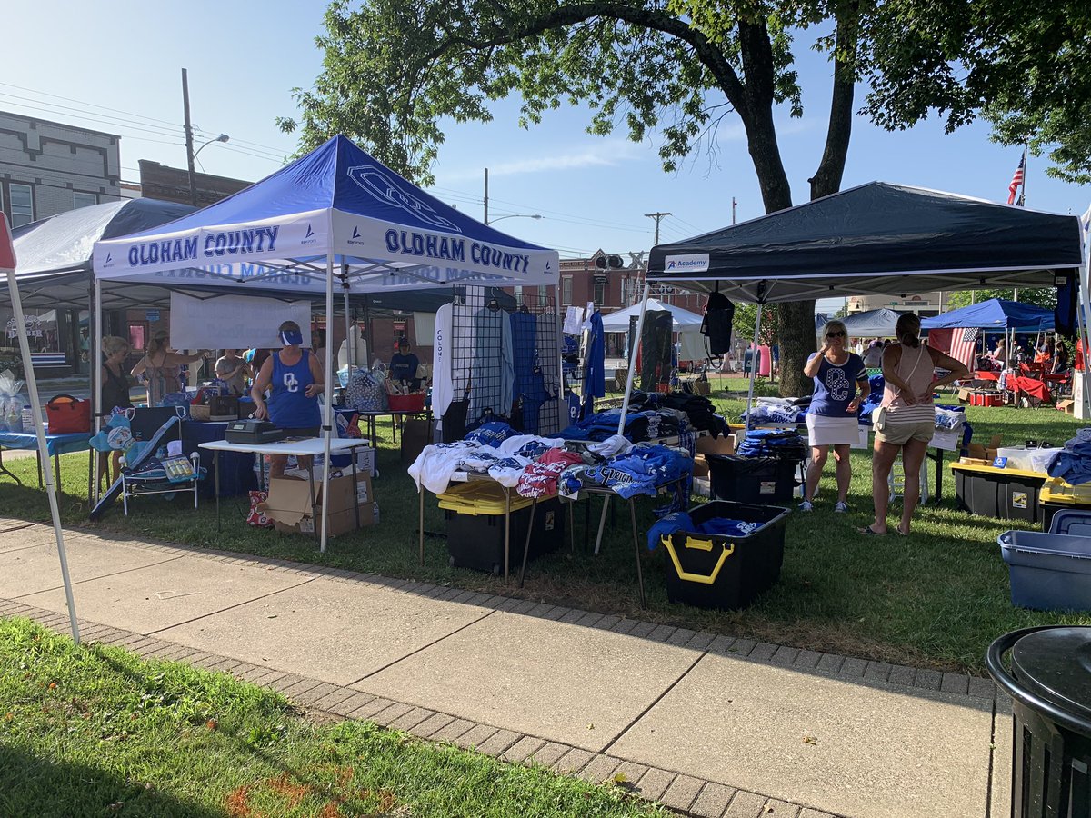 OCBoosters's tweet image. Come see us @ Oldham County Day! 🔵