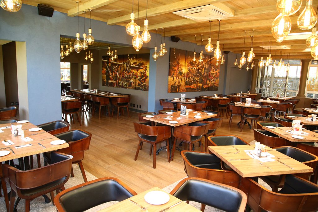 AviatorHotelJHB's tweet photo. Keep warm with us in our signature restaurant, @TinGooseJHB
------------
Friendly staff, fantastic food and free 24 hour shuttle.
Book here: https://t.co/MABNy6iwvV #wheretostay #wheretostaySA #hotel #Johannesburg #airport #airporthotel #SouthAfrica #restaurants #wheretoeat https://t.co/OlLTMMywoj