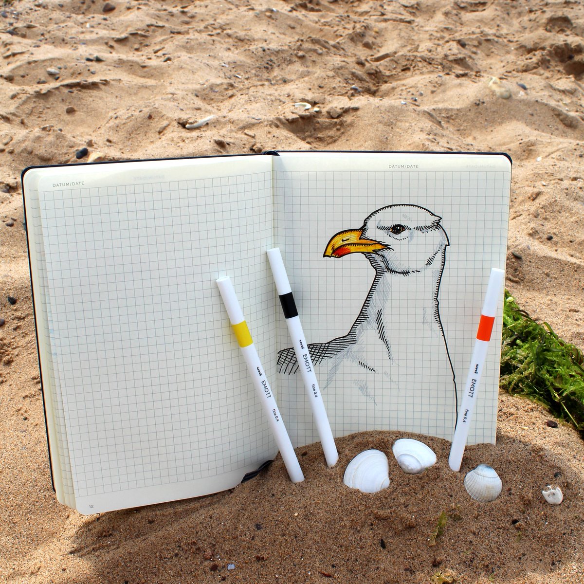 OfficeSuppBlog's tweet photo. RT @uniball_uk: EMOTTs on are perfect for sketching on the go, or keeping your bullet journals up to date. Summer days were made for being creative outside!
#EmottEverFine #Emott #UniballEmott #EverFine #PenArt #Sketch #Drawing #LineArt #Artsy #Instaart https://t.co/k3eXEcbnME