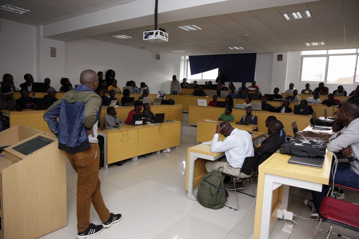 andelacommunity's tweet image. Our facilitators for the day are:

✅ Cloud: @tessy_muiruri @manuh_254 @MSadimba
✅ Android: @thatmarc_ @_jumaallan @Shiru_Munene
✅ Web: @everlyn_asiko @AnthonyLimo @coding_101

#150DaysOfALC4 #GrowWithGoogle #ALCwithGoogle