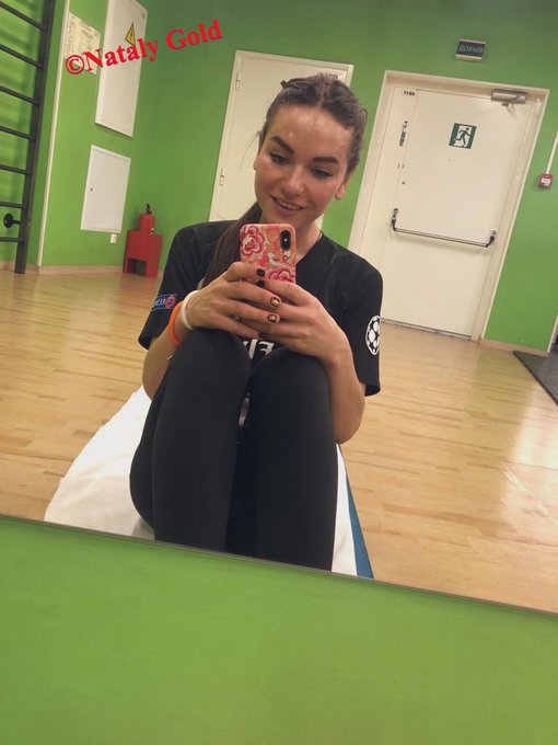 Have a good energy day 😘😛💋 #natalygold #gymmotivation #psg https://t.co/IoL7SKfYwH<a href="/tag/natalygold"class="tags">#natalygold</a><a href="/tag/gymmotivation"class="tags">#gymmotivation</a><a href="/tag/psg"class="tags"><span>#psg</span></a>