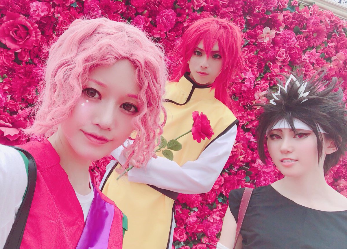 _kadukikun_'s tweet photo. ラグコス幽白併せ楽しかった💗遠近法で顔を一番小さくする人のコスプレです🌹 https://t.co/yJGZifMWAl
