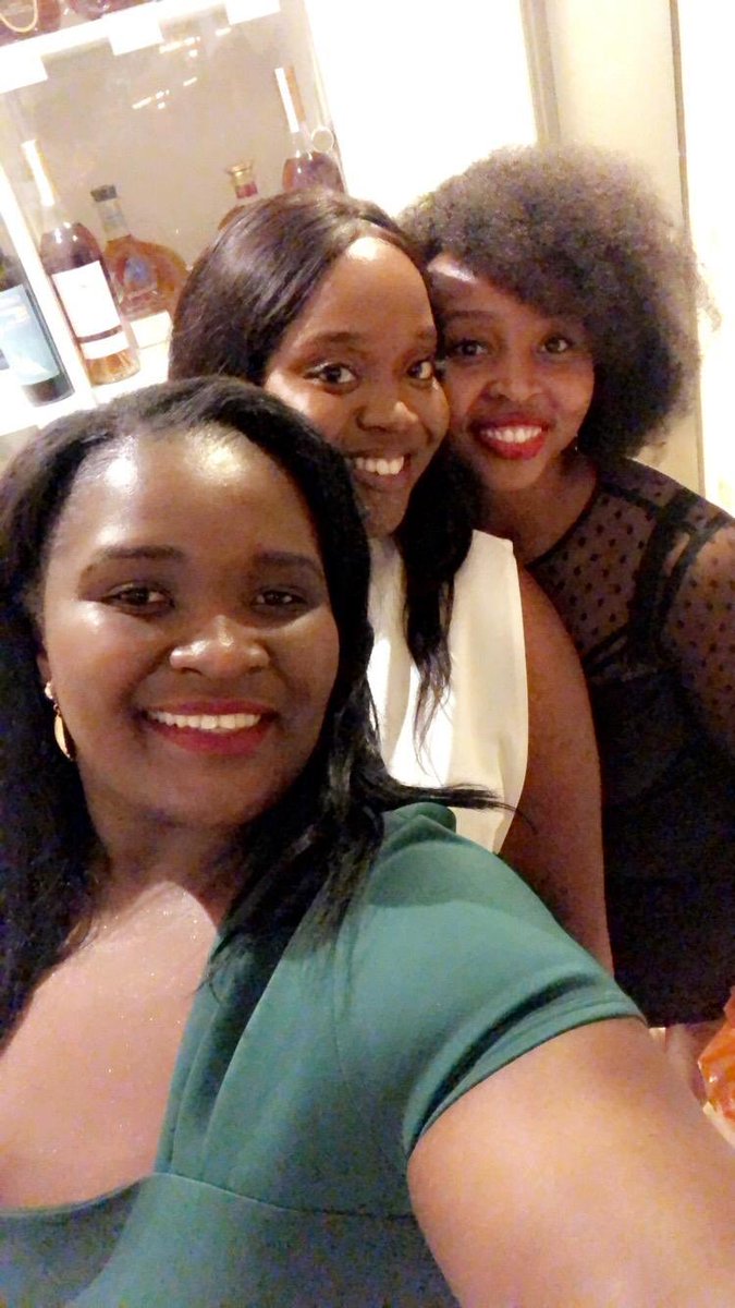 pandakins011's tweet photo. Loved seeing these lovely ladies again @girlinskies #IWEF https://t.co/58r1dI4vB2