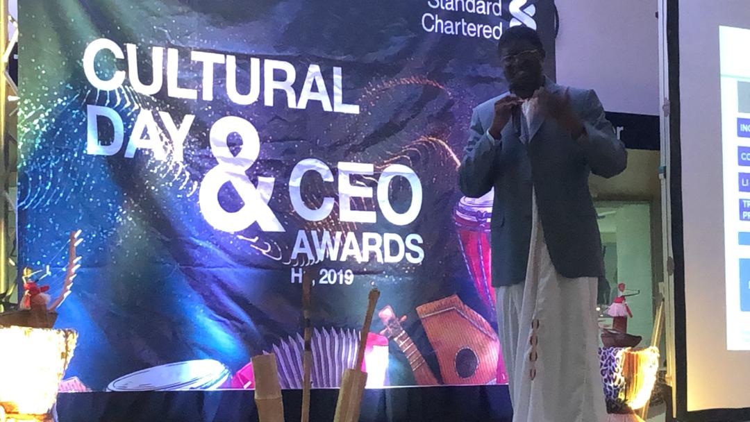 AthmanMuhammed1's tweet photo. . @StanChartUGA also held a CEO Awards Ceremony where staff who have excelled in various aspects were rewarded. #Uganda #bankingdigitallypic.twitter.com/Dl4kFcEOWC https://t.co/f2meMkFmvW https://t.co/xBfF8Cg6b8