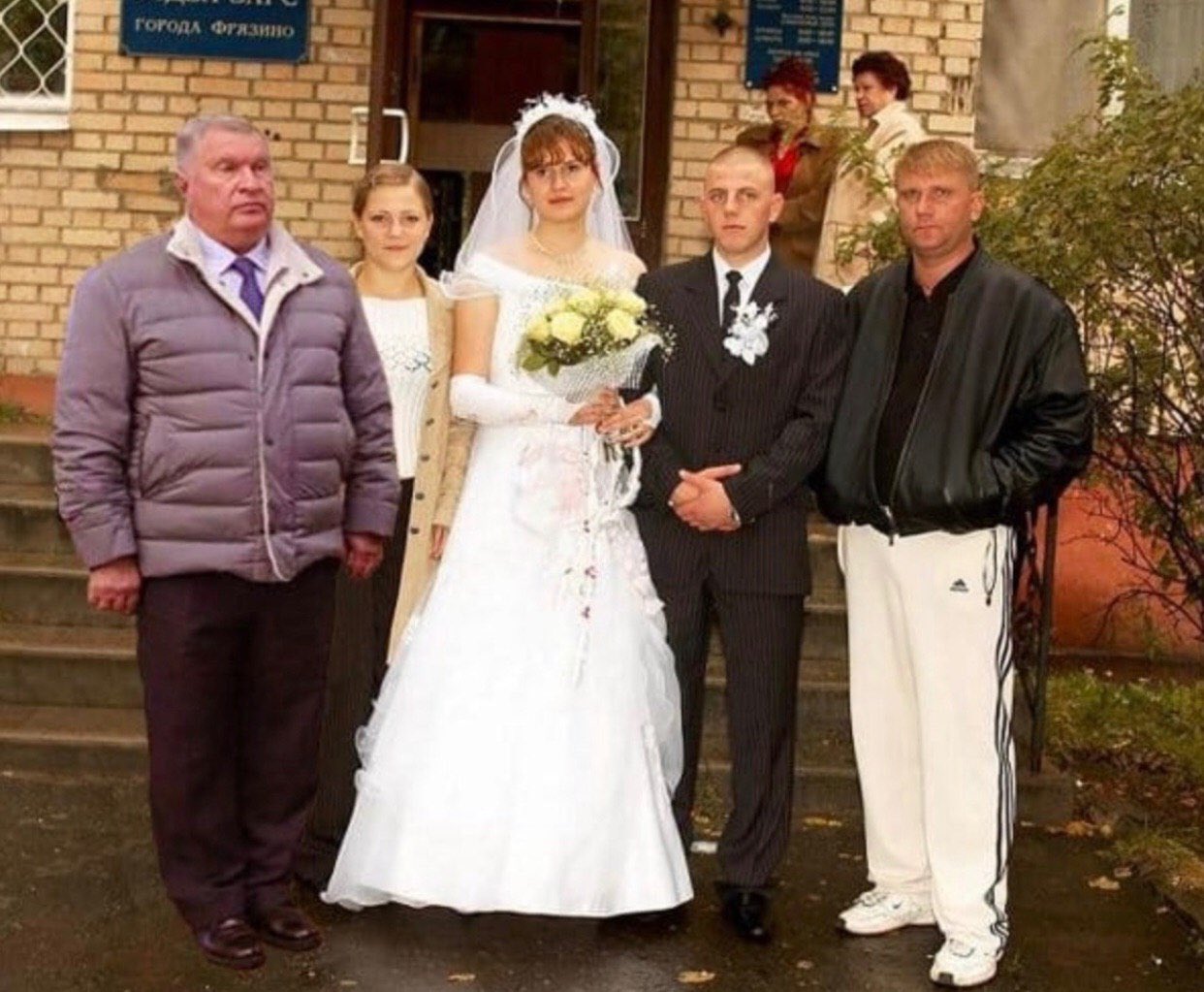 D_6LkfoWkAECH9N?format=jpg&name=large