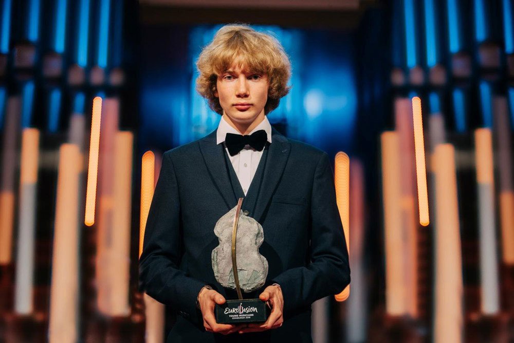 Events72's tweet image. Иван Бессонов
⠀
⏳Когда: 6 октября 19:00
🔎Где: Филармония ул. Республики, 34
+7 (3452) 68-77-77
⚠6+
⠀
Иван Бессонов — первый из россиян победитель «Евровидения для молодых музыкантов» (2018 год). Ивану всего всего 17 лет, однако его талант уже… t2p.pw/wiwAkLrMPy