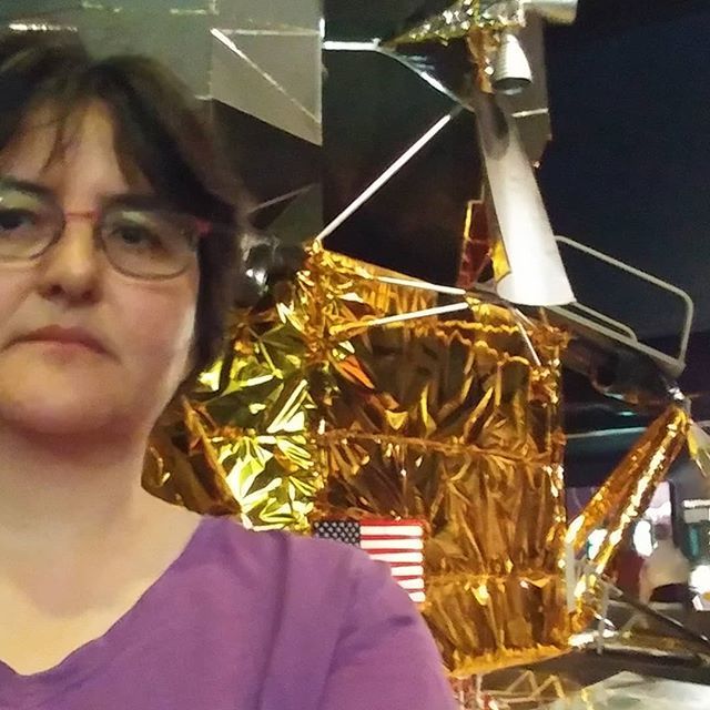 moley75's tweet image. Selfie with a lunar module #apollospaceprogram instagram.com/p/B0Iiph6JJGW/