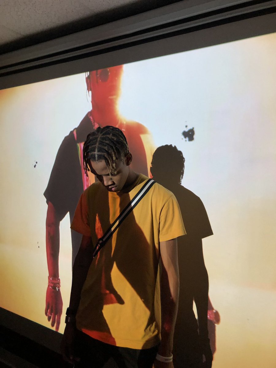 MikeNasty17's tweet photo. OMG MY FUCKING FASHION SHOW TOMORROW I HOPE ITS DOPE AF I CAN NOT FUCKING SLEEP CAUSE THIS SHIT REALLY ABOUT TO BE FYE AF 🔥⚡️🔥 https://t.co/dXyFKjGylY