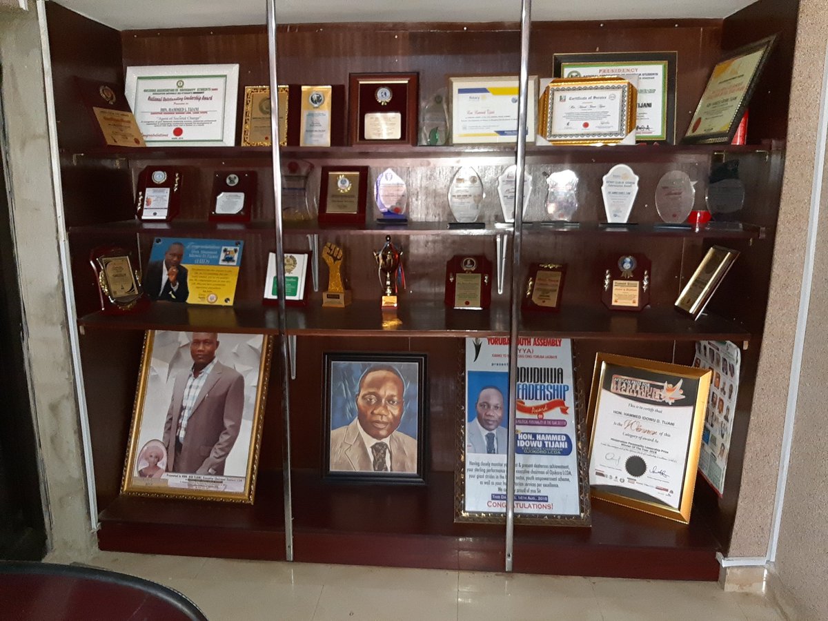 HIDtijani's tweet photo. HOPE FOUNTAIN School for the Deaf (IJAIYE) I say a Big thank you for the recognition Award, together we create an Elite Community....
Award Presented by Pastor Simon Okpanachi. https://t.co/uoUCoqYS7J