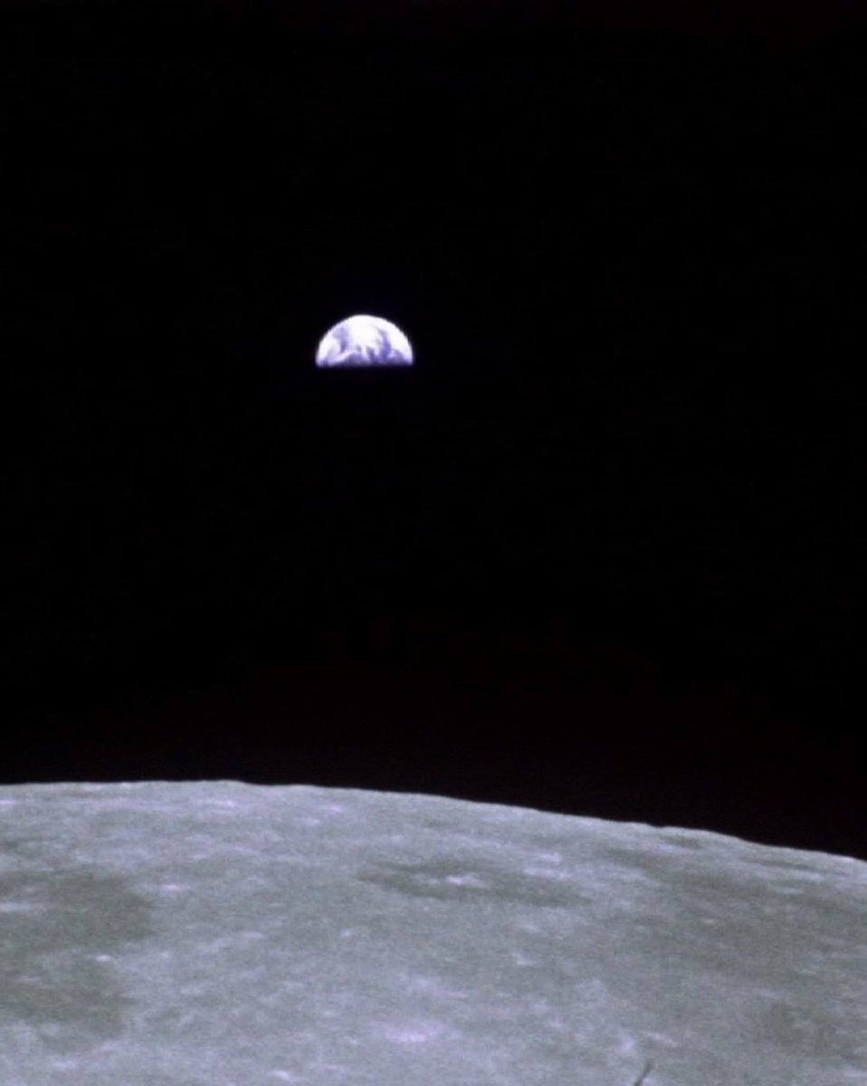 omegawatches's tweet photo. #Moonwatch
You have reached your destination. https://t.co/tRPi02QgOM https://t.co/3L2W1BMaST