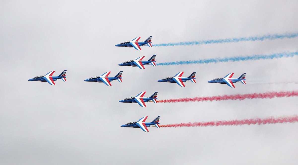 100above's tweet photo. @PAFofficiel https://t.co/2aOoaCUKzy