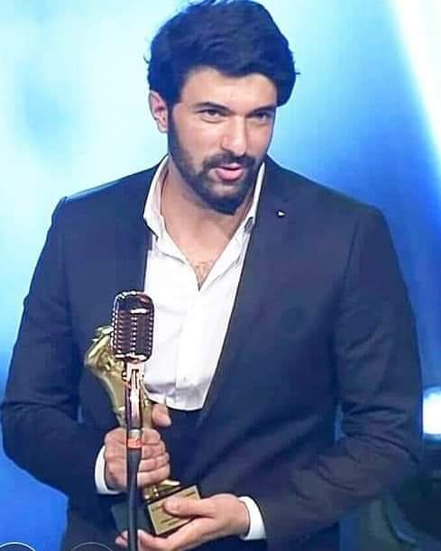 pnarakyrk's tweet photo. #EnginAkyürek #sadrialışıködülleri #ayhanışıkÖzelödülü #ayhanışık #Özelödülü #ENGINcilerr https://t.co/68ilptm2bk