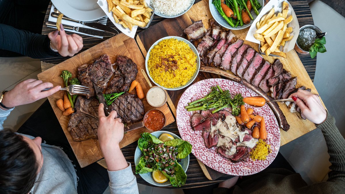 ZoukTeaBar's tweet photo. It's high time to start making your #Dinner wish-list! #TeamZouk is ready to kick your weekend off! 🙌 #ZoukManchester https://t.co/tbNAENO86s https://t.co/9JQGCvGpwk