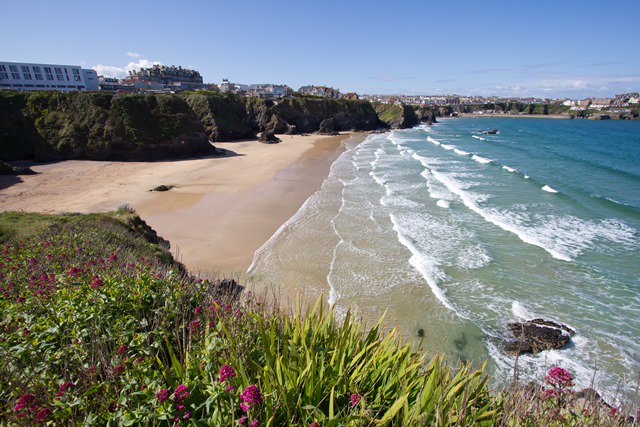 CornwallCouncil's tweet photo. What do you love most about Cornwall's beaches? 🏊🏄🏖️
 
🌊 This year, seven Cornish beaches are flying the Blue Flag 
🌊 15 hold seaside awards

More info about our beautiful beaches here 👉 https://t.co/fHjbcb3118 https://t.co/VoBMjmVsrC