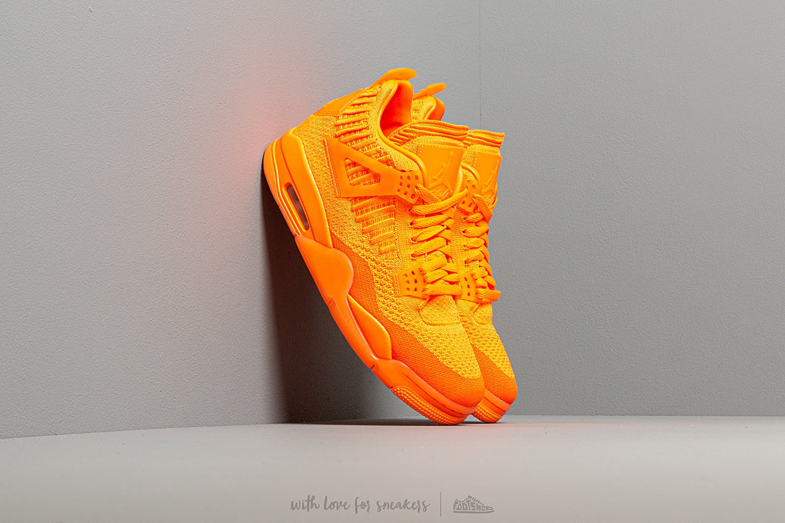 Jordan flyknit orange sale