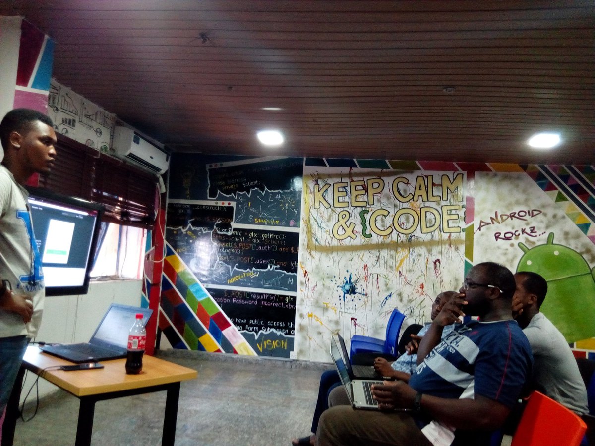 jazzartworks's tweet photo. 2nd meet-up for ALC 4.0 just began at #Devamplify hun Awka
If you're in OR around #Awka, don't miss this.  

#AlcInAnambra #andela_ALC #GrowWithGoogle #150daysOfAlc @OgolAbraham https://t.co/JIf4nPi86t