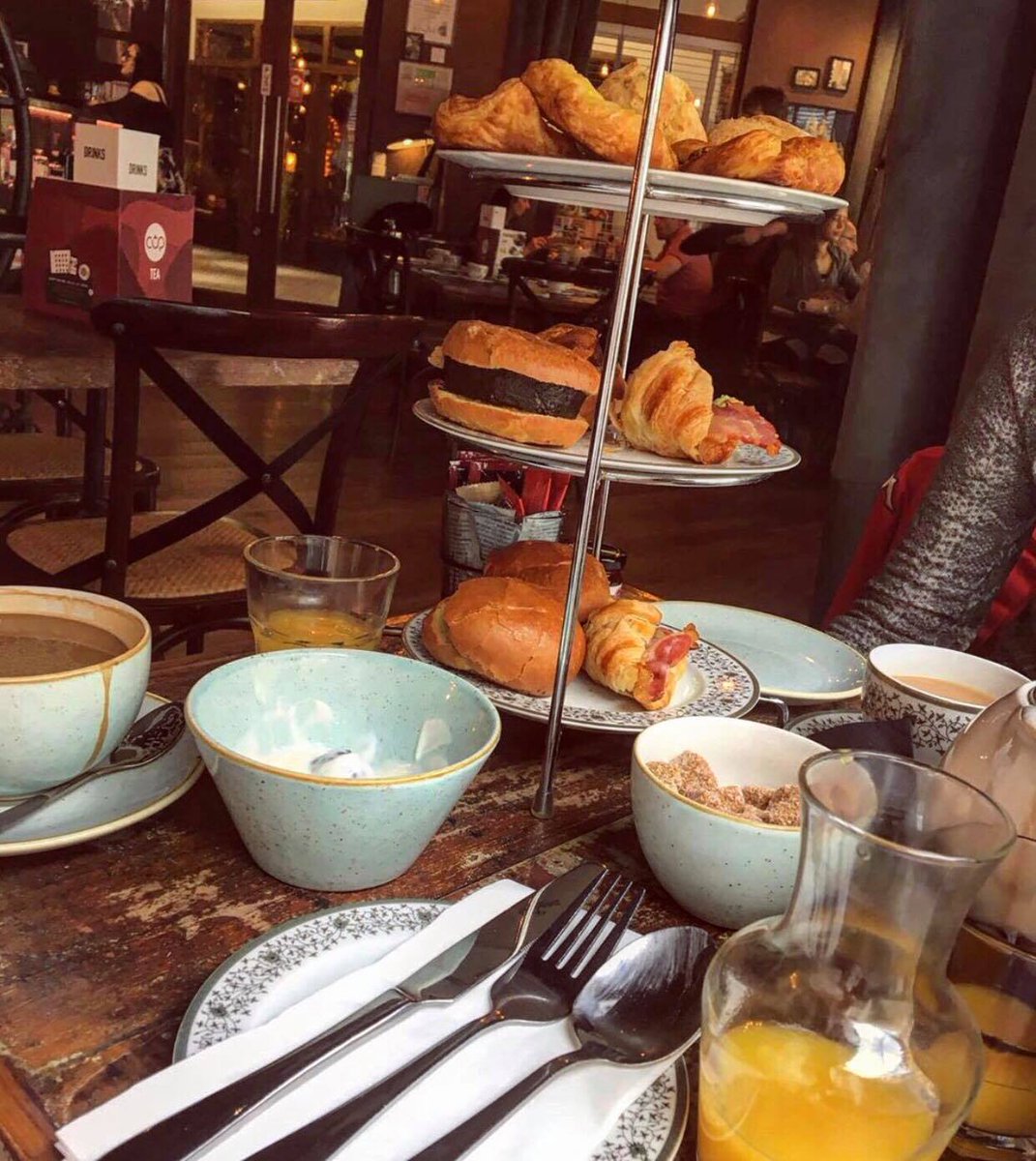 For the ultimate weekend brunch, book in for our morning tea! Breakfast rolls, avocado toast, pastries, scones, fruit, yoghurt, granola, juice and a hot drink all for £29.99 for two people! 🥑🥐☕️ Book at cuptearooms.co.uk/book