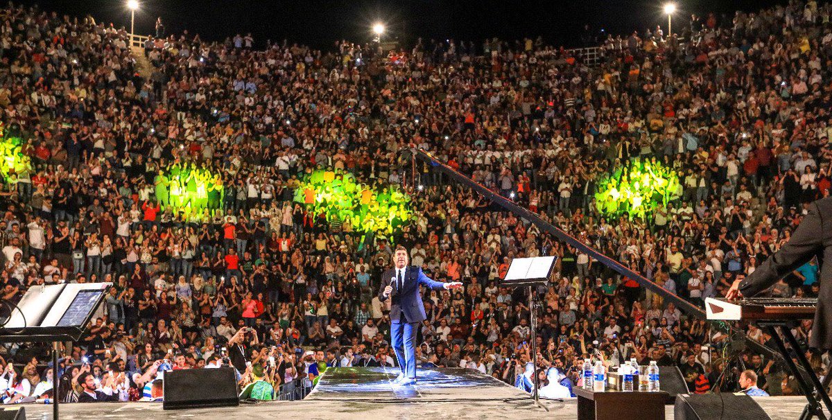 No comment ... 😉 
<a href="/waelkfoury/">Wael Kfoury</a>