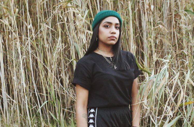 Yashna_Int's tweet photo. Stream/Download/Purchase my latest offering #UndoneEP 

LINK: https://t.co/jDGxHpxdoV

📸: @nokwandazondi_ https://t.co/U1iJQPg6Xf