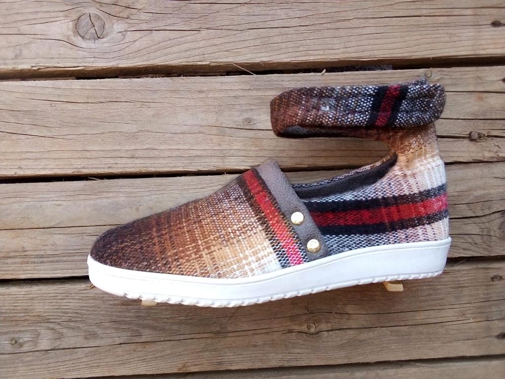 PexLifestyle's tweet photo. RetroWalk Gladiator 3.0 Unisex R999.99 available at Newton Junction Mall Workshop or contact 0719943855 on WhatsApp for your order and enquiries. We deliver Nationwide at your doorstep for additional R100.
#PexLifestyle
#retrowalk
#HangInThere
#DJSBU https://t.co/ybZXvCymdw