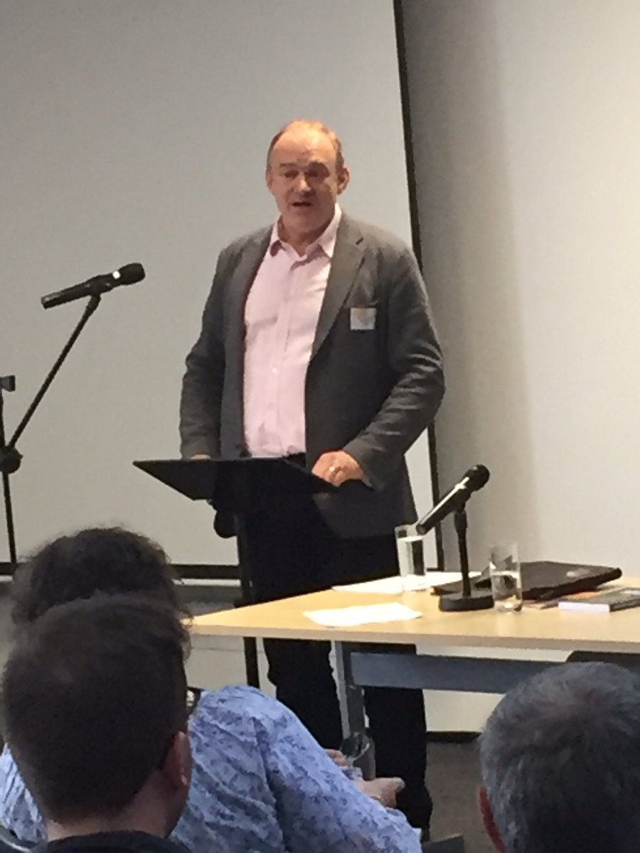 soclibforum's tweet photo. Ed Davey MP delivers this yearβs Beveridge Memorial Lecture, βClimate Justice - How to Decarbonise Capitalism and Tackle Povertyβ. @EdwardJDavey #SLFConf https://t.co/Q3pxx98kIO
