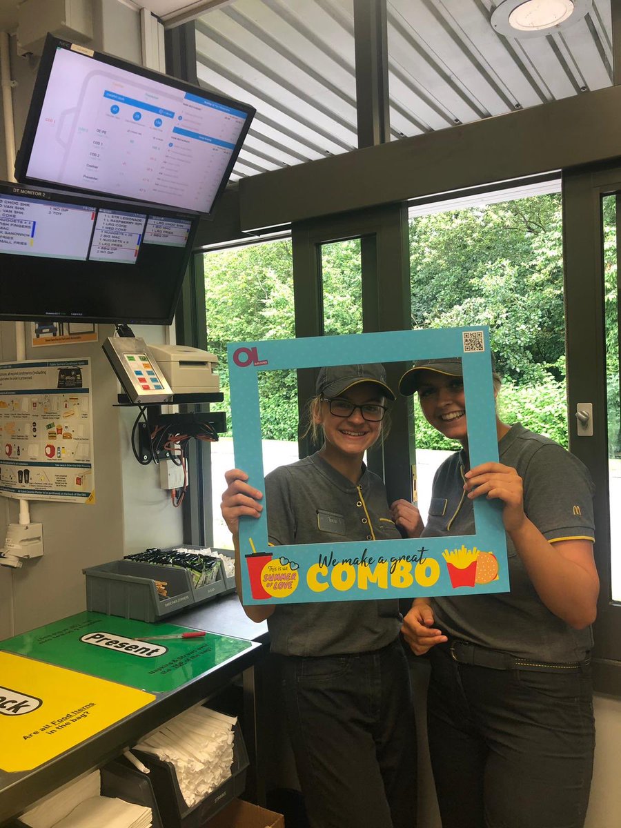 mcd_preston's tweet photo. #summeroflove ❤️ #TeamCapitol https://t.co/EagD5bzfLV