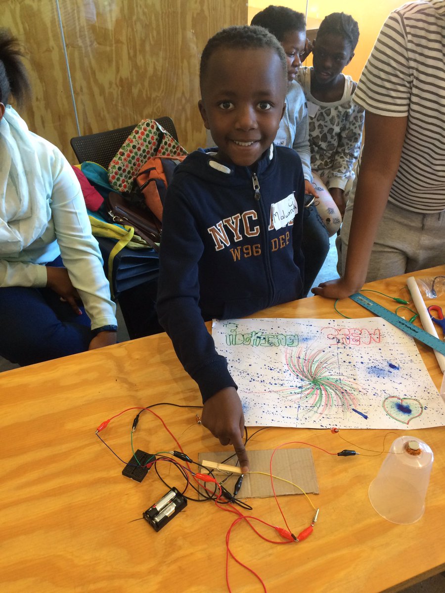 LeHong's tweet photo. The next tech pioneer will come from #Africa. Congratulations to this young future techpreneur Malwanda @AccentureSA #STEMHackathon #4IR #digital #innovation https://t.co/6hOaqKkxP4