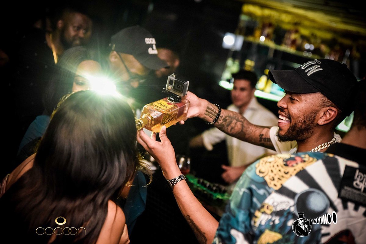 Sydeezy_SA's tweet photo. People are gonna hate me tonight 😈 Come #ShootYourShot @Cocoonloungejhb where the tequila is always flowing 😛 #STARGAZING https://t.co/miKUI11SAr