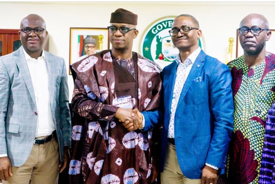 SulaiOdus's tweet photo. Ogun State Governor, Prince Dr @dabiodunMFR received in audience, a team from @wemabank Plc. led by its Managing Director/Chief Executive Officer, Mr Demola Adebise.

📷: @ademide4040 @modelesy https://t.co/z2L5Iehkor