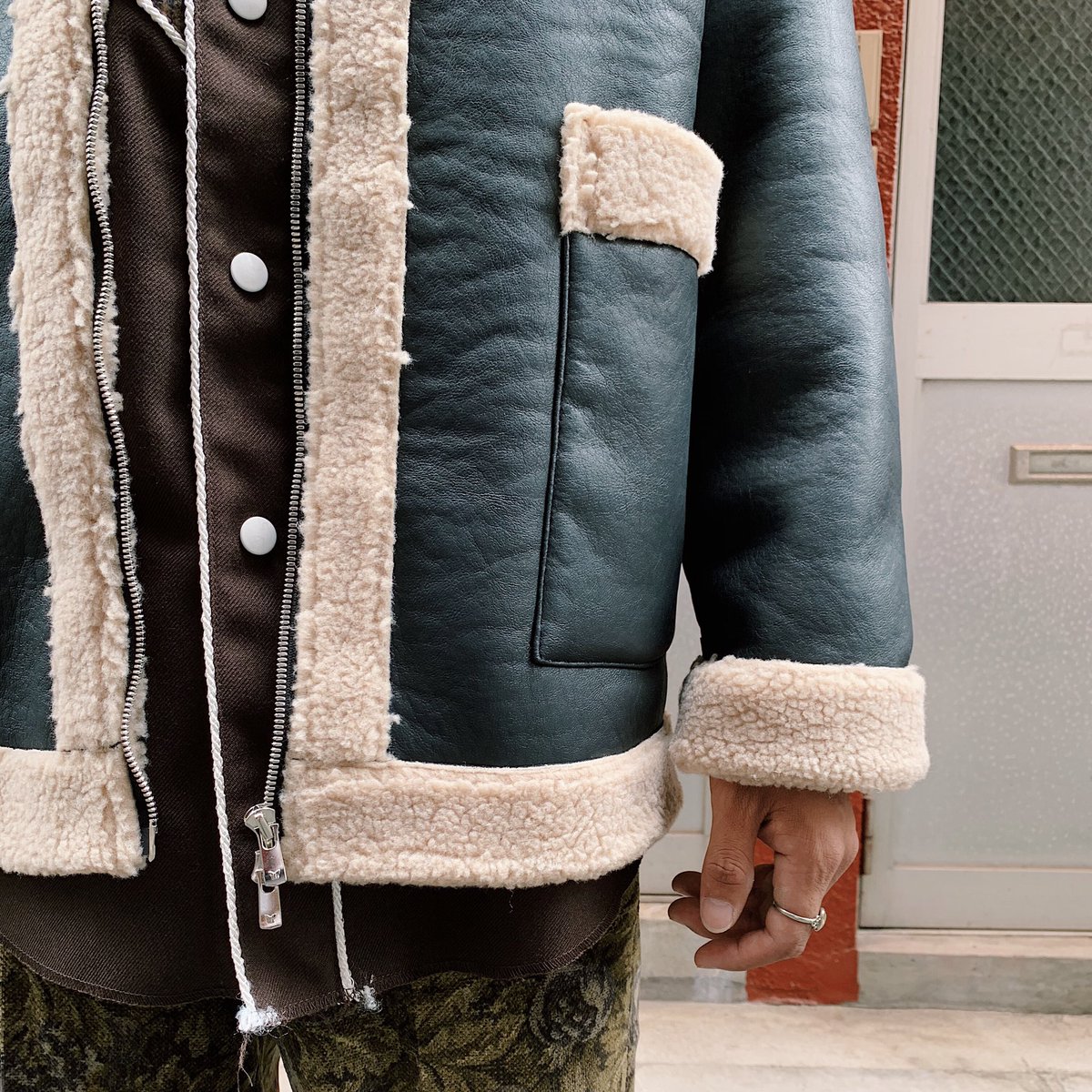 大人気商品 needles zipped tibetan jacket ムートンジャケット